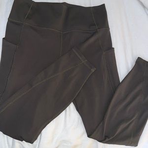 Fabletics pure luxe leggings with pockets